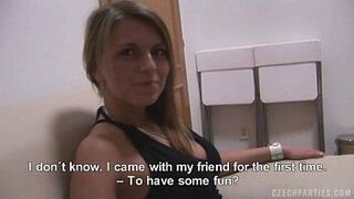 КРАСИВАЯ МОДЕЛЬ ТРАХАЕТСЯ ЗА ДЕНЬГИ! - порно видео